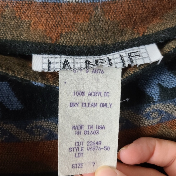 4/$18 Vintage Southwestern Print Wrap Skirt - Picture 9 of 9